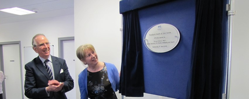 Cabinet Secretary for Health and Wellbeing opening Possilpark Health & Care Centre. Copyright NHS Greater Glasgow & Clyde